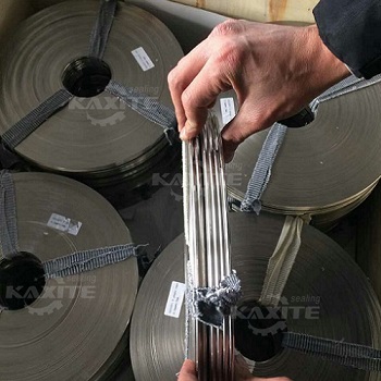 V-shape metallic strip tape profile for spiral wound gasket